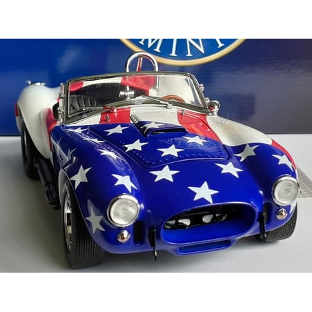 Franklin Mint 1/24 Shelby Cobra 427 S/C® Stars and Stripes