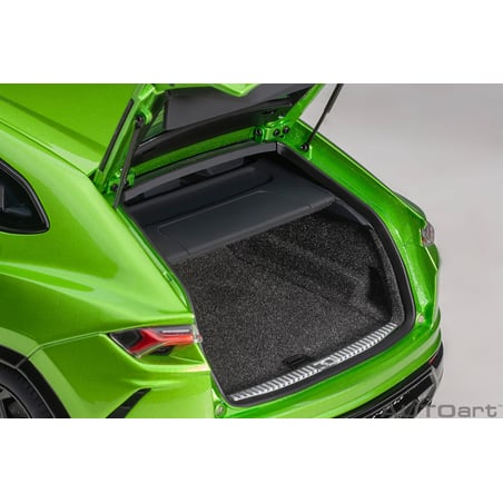 Autoart 1/18 Lamborghini Urus