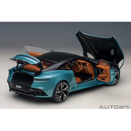 Autoart 1/18 Aston Martin DBS Superleggera