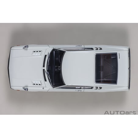 Autoart 1/18 Toyota Celica Liftback 2000GT (RA25) 1973