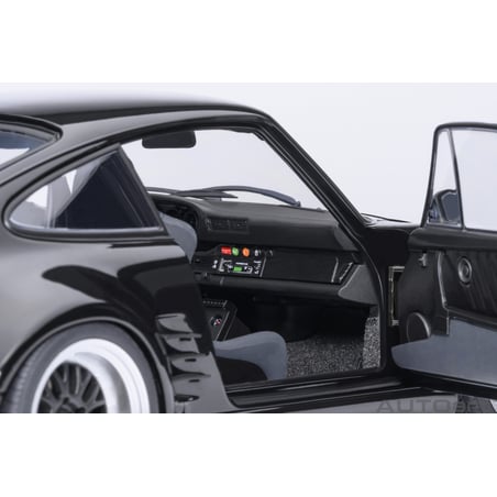 Autoart 1/18 Porsche 911 (930) Turbo Wangan Midnight “Blackbird”