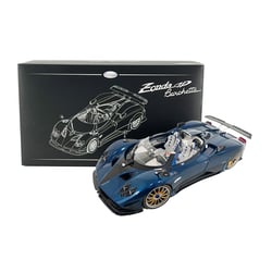 LCD Models 1/18 Pagani...