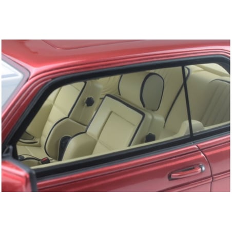 1/18 Mercedes-Benz AMG 500CE