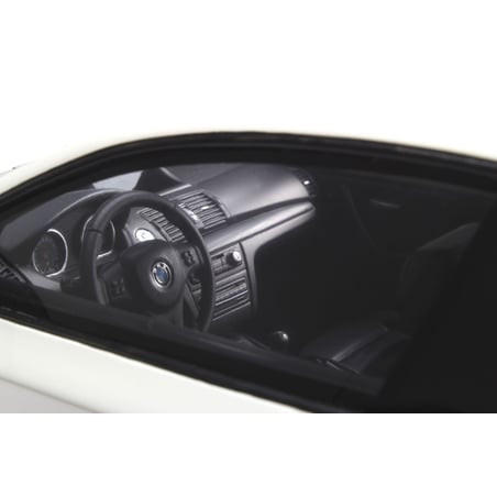 1:18 BMW 1M E82 (GT Spirit)