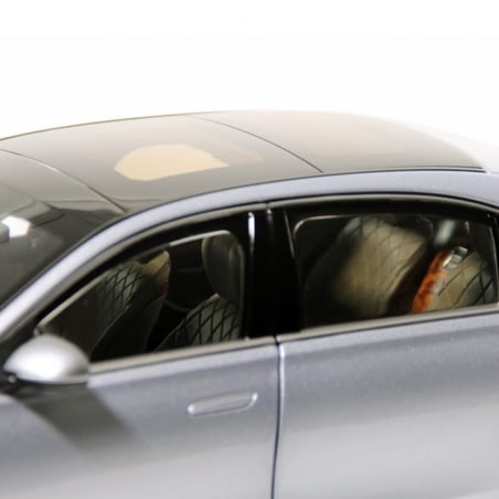 1/18 Mercedes Benz S Klasse AMG Line V223