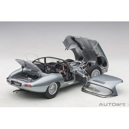 1/18 Jaguar Lightweight E-Type