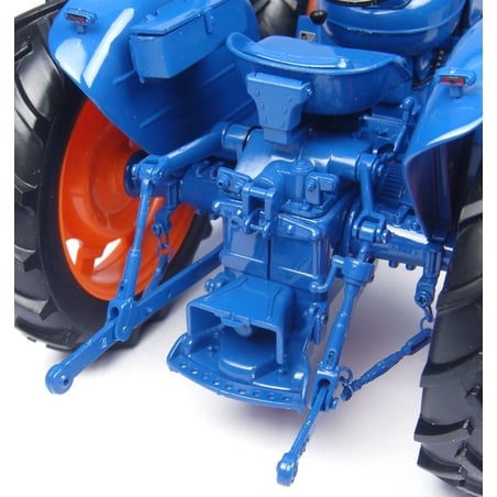 Universal Hobbies 1/16 FordSon County Super 4