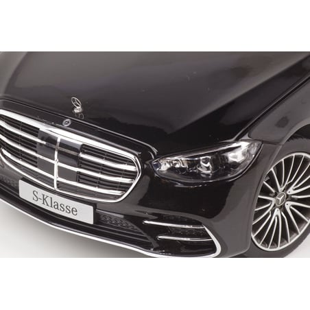 1/18 Mercedes Benz S Klasse AMG Line V223