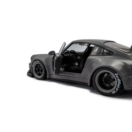 Solido 1/18 Porsche 911 (964) RWB Rauh-Welt Bodykit 2024 with Akira Naka figure