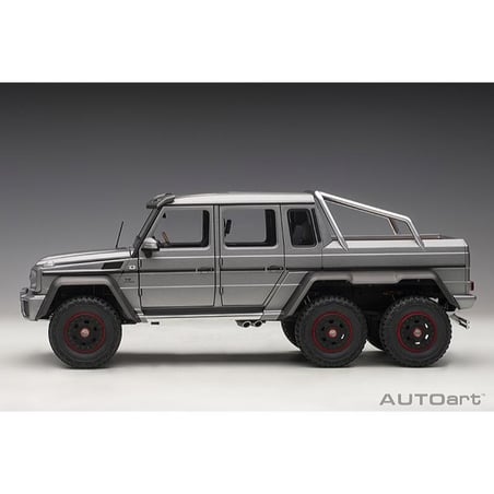 Autoart 1/18 Mercedes Benz G63 6x6