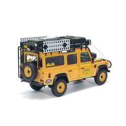 Almost Real 1/18 Land Rover Defender 110 Camel Trophy Sabah-Malaysia 1993
