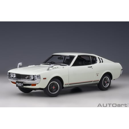 Autoart 1/18 Toyota Celica Liftback 2000GT (RA25) 1973