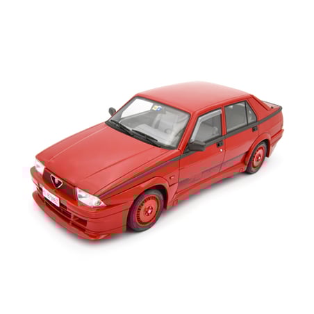 Laudo Racing 1/12 Alfa Romeo 75 1.8i Turbo Evoluzione 1987