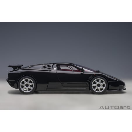 Autoart 1/18 Bugatti EB110 SS