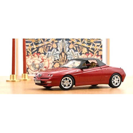 Norev 1/18 Alfa Romeo Spider 1999