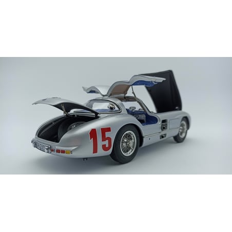 CMC 1/18 Mercedes-Benz 300 SLR Coupé, Grand Prix of Sweden, 1955, No.15