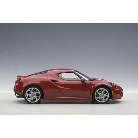 1/18 Alfa Romeo 4C