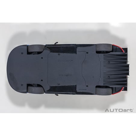 Autoart 1/18 Ford GT LeMans 2016 N0.69Q R. Brisoe/S.Dixon/R.Westbrook