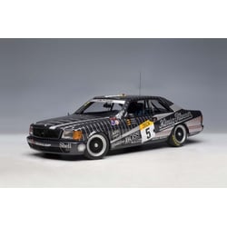 AUTOart 1/18 Mercedes 500...
