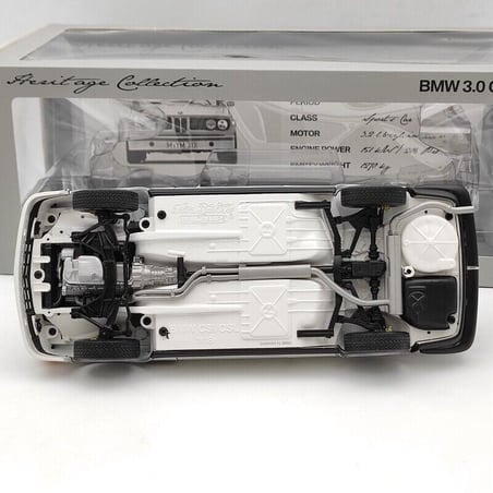 Minichamps BMW Dealer Pack 1/18 BMW 3.0 CSL 1973