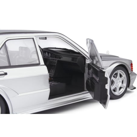 1/18 Mercedes Benz 190 EVO II (W201) 1990