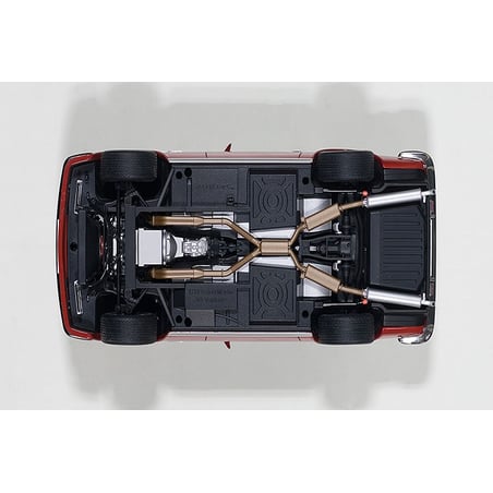 Autoart 1/18 Aston Martin V8 Vantage 1985