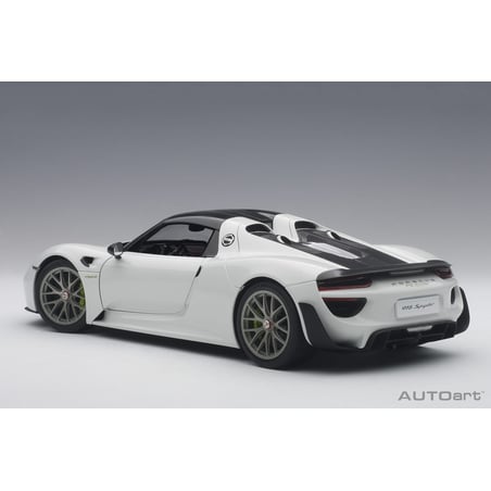 1:18 Porsche 918 Spyder (AUTOart)