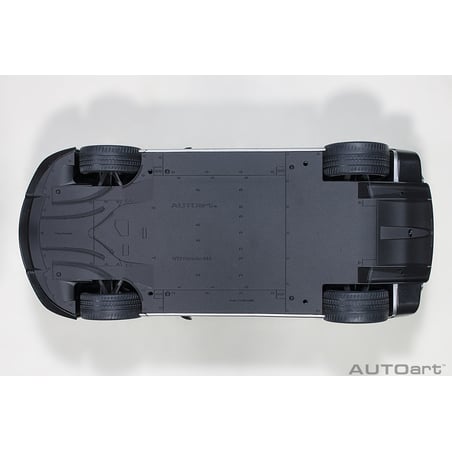 Autoart 1/18 Porsche 918 Spyder Weissach Package 2013