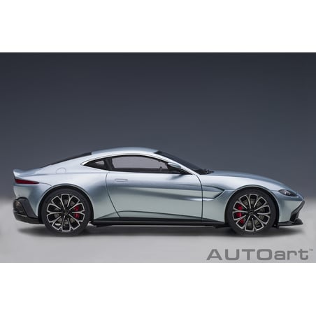1/18 Aston Martin Vantage 2019