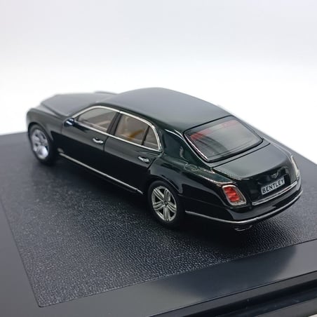 Minichamps 1/43 Bentley Mulsanne Midnight Emerald