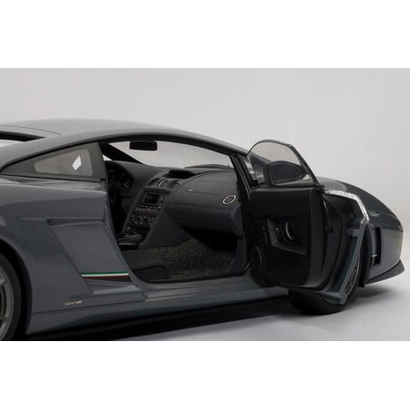 Autoart 1/18 Lamborghini Gallardo Superleggera
