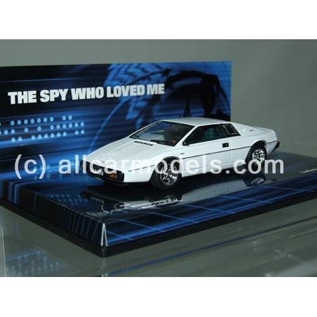 Minichamps 1/43 Lotus Esprit S1 James Bond The Spy who loved me