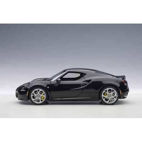 Autoart 1/18 Alfa Romeo 4C