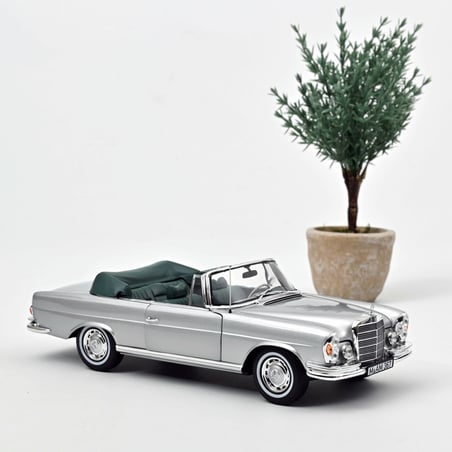 Norev 1/18 Mercedes Benz 280 SE Cabriolet 1969