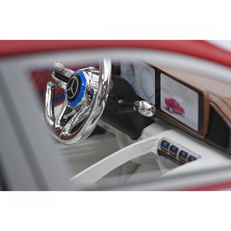 Schuco 1/18 Mercedes-Maybach Ultimate Luxury 2019