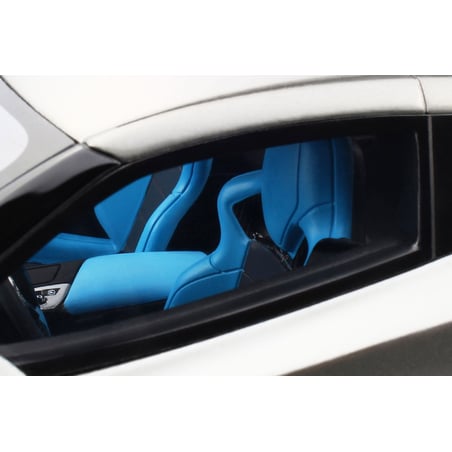 1:18 Chevrolet Corvette Grand Sport 2017 (GT Spirit)