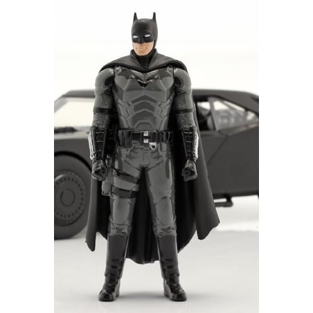 JADA 1/18  Batmobile with Batman figure & functional lights from the Movie The Batman 2022