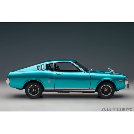 Autoart 1/18 Toyota Celica Liftback 2000GT (RA25) 1973
