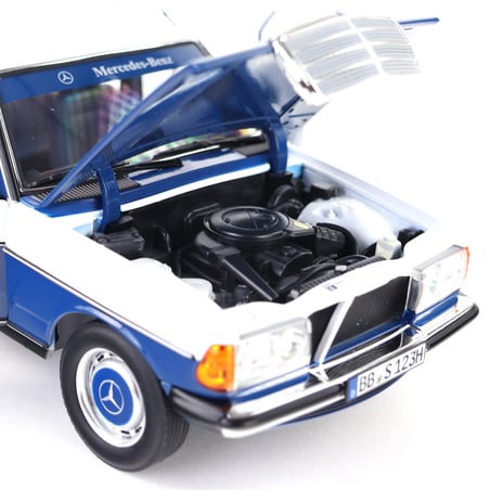 Mercedes Benz Dealer Pack Norev 1/18 Mercedes Benz E Class 200TE (S123) SW Servicewagen 1980