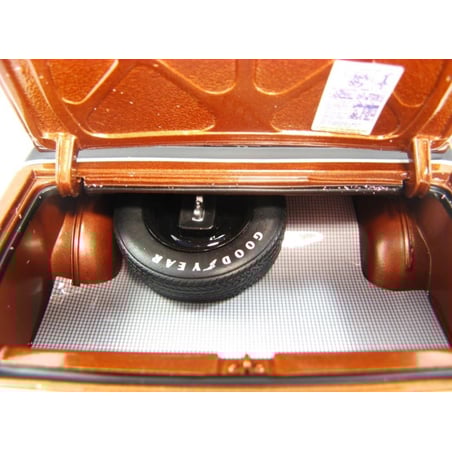 1/18 Dodge Super Bee 1971