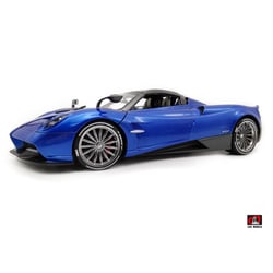 1/18 Pagani Huayra Roadster...