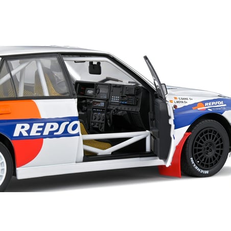 Solido 1/18 Lancia Delta HF Integrale No. 3 Rally Acropolis 1993 C.Sainz/L.Moya