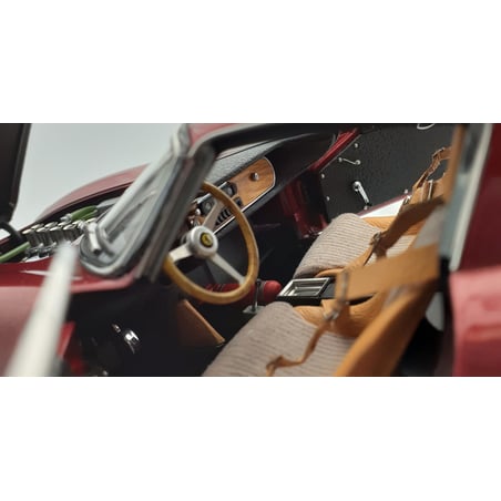 CMC 1/18 Ferrari 275 GTB/C Chassis 09063 Nassau Tourist Trophy, Pedro Rodriguez, No.4 1966