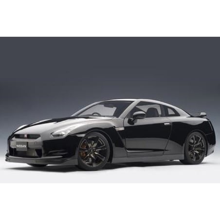 1:12 Nissan Skyline GTR - R35 Premium Edition (AUTOart)