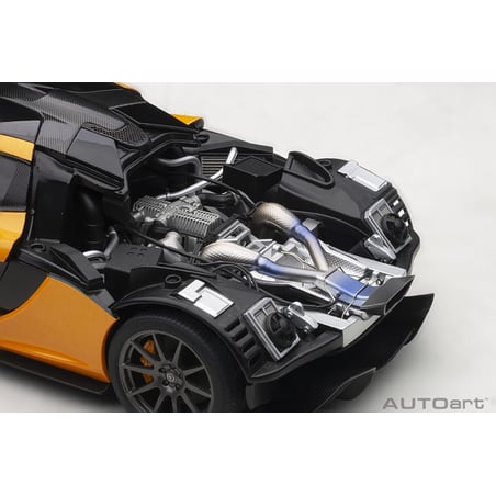 Autoart 1/18 McLaren P1