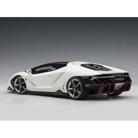 1:18 Lamborghini Centenario (AUTOart)