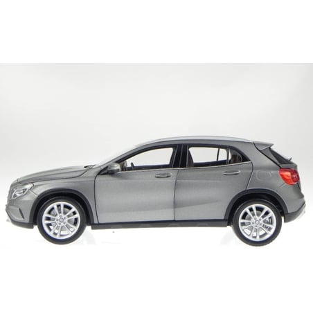 1/18 Mercedes Benz GLA Class