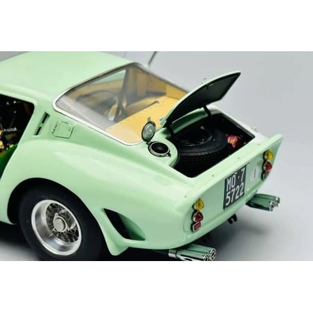 CMC 1/18 Ferrari 250 GTO, Goodwood 1962, No.15 Stirling Moss Team/Ireland