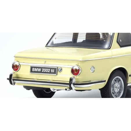 Kyosho 1/18 BMW 2002 Tii 1972