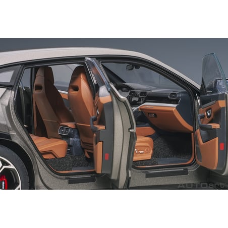 Autoart 1/18 Lamborghini Urus